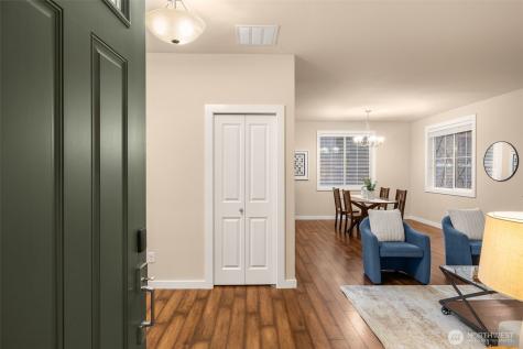 365 NE Denny Way Issaquah WA 98029