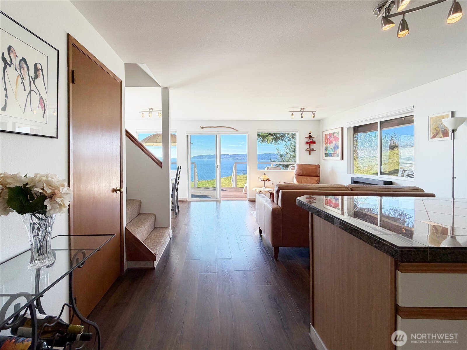46 G Mukilteo Way Hat Island WA 98206