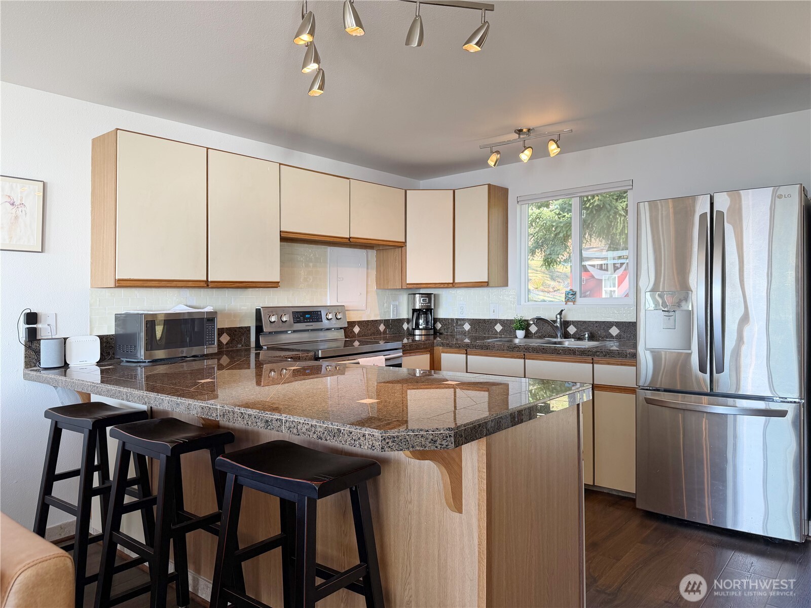 46 G Mukilteo Way Hat Island WA 98206