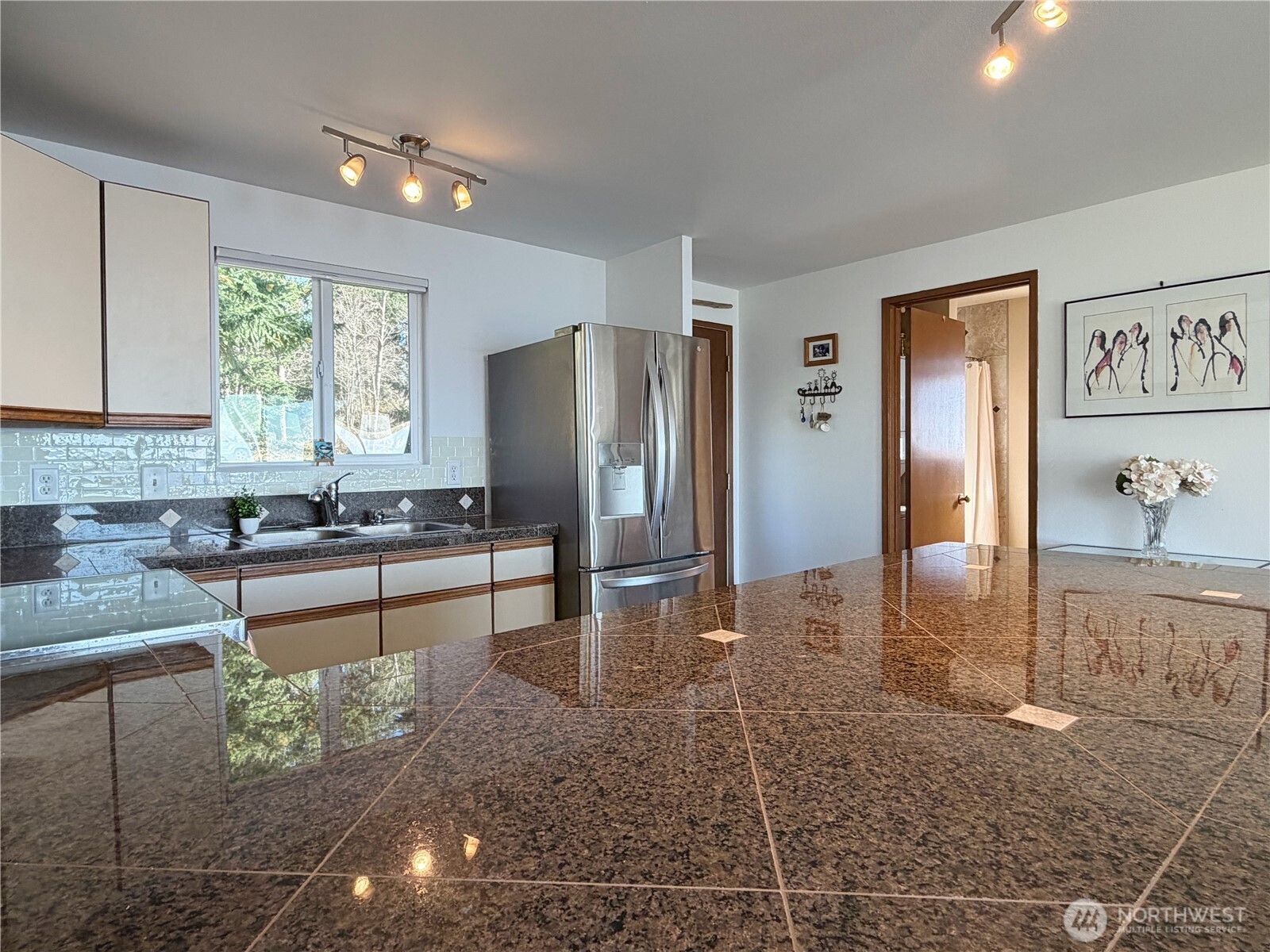 46 G Mukilteo Way Hat Island WA 98206