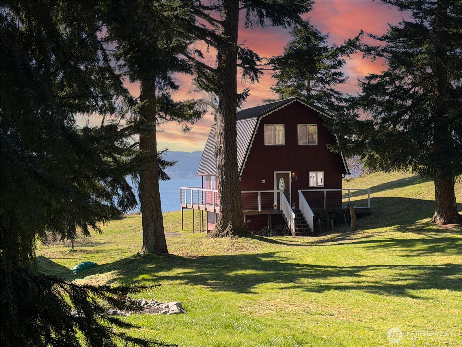 46 G Mukilteo Way Hat Island WA 98206