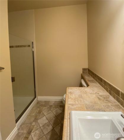 11215 NE 116th Place Kirkland WA 98034