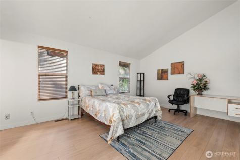 13405 SE 56th Place Bellevue WA 98006