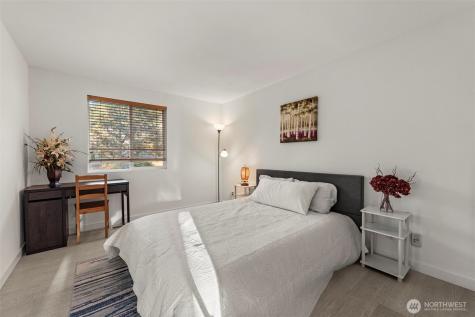 13405 SE 56th Place Bellevue WA 98006