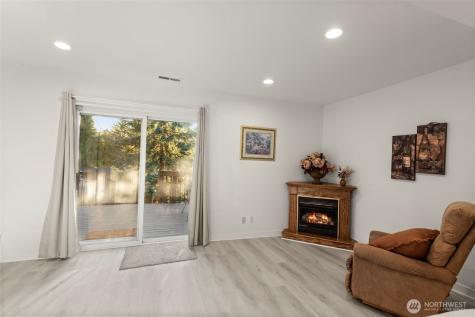 13405 SE 56th Place Bellevue WA 98006