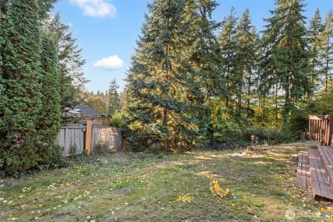 13405 SE 56th Place Bellevue WA 98006