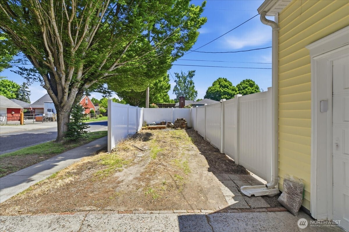 476 20th Avenue Longview WA 98632