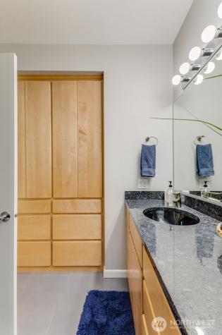 1913 3rd Avenue NW Puyallup WA 98371