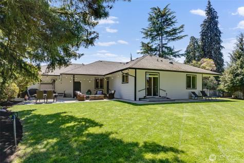 1913 3rd Avenue NW Puyallup WA 98371
