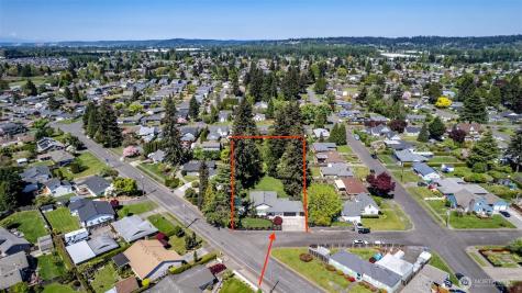 1913 3rd Avenue NW Puyallup WA 98371