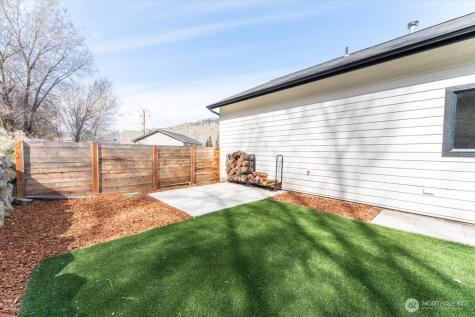 103 Hassan Street Cashmere WA 98815