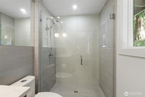 8920 168th Avenue NE Redmond WA 98052