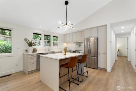 8920 168th Avenue NE Redmond WA 98052