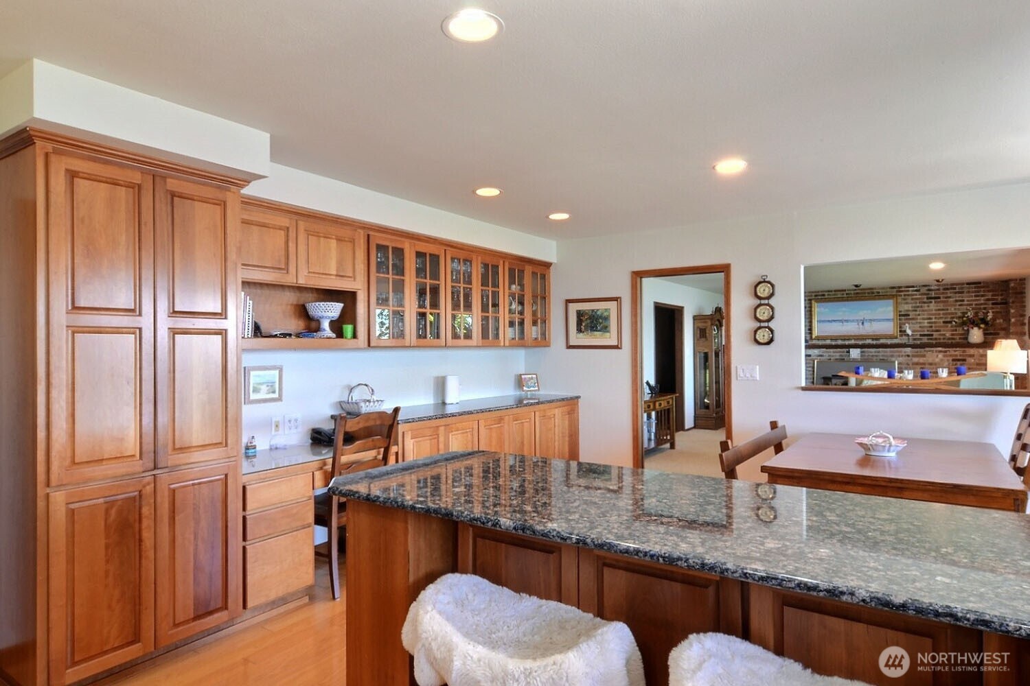 7504 Crescent Beach Road NW Vaughn WA 98394