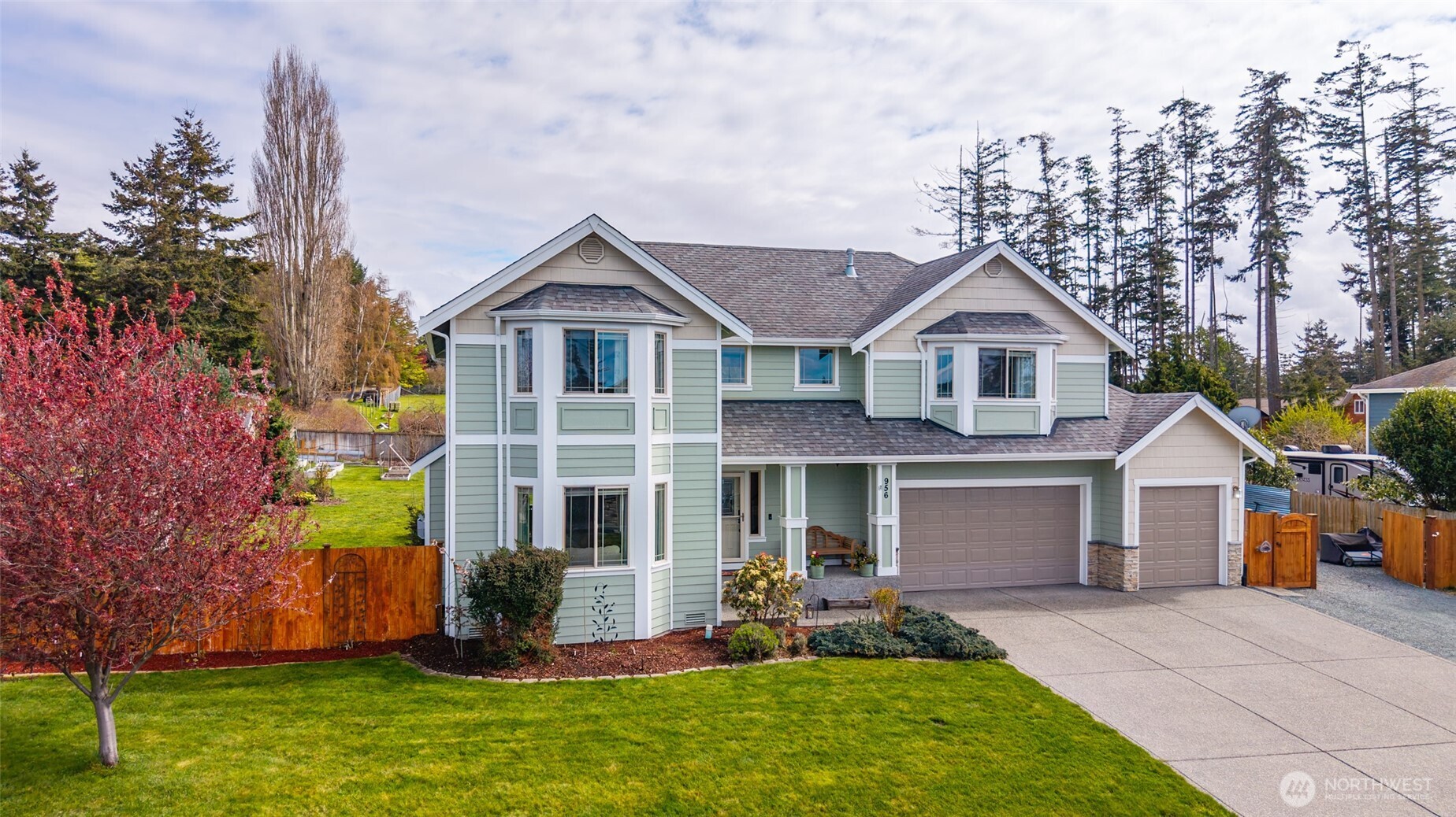 956 Cove View Circle Oak Harbor WA 98277