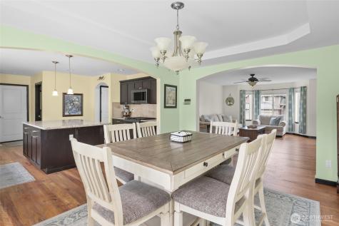 956 Cove View Circle Oak Harbor WA 98277