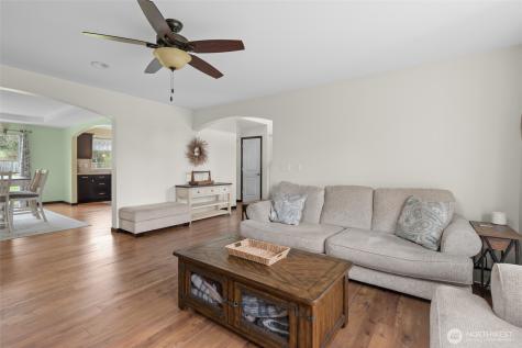 956 Cove View Circle Oak Harbor WA 98277