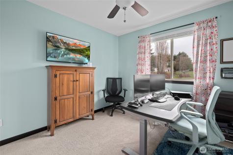 956 Cove View Circle Oak Harbor WA 98277