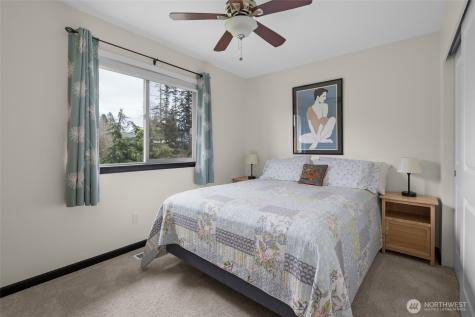 956 Cove View Circle Oak Harbor WA 98277