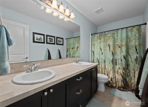 956 Cove View Circle Oak Harbor WA 98277