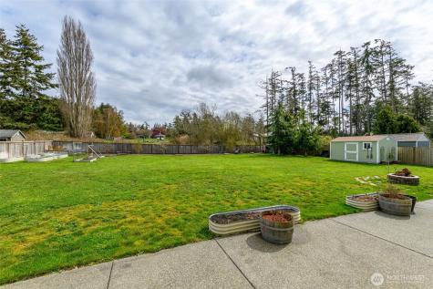 956 Cove View Circle Oak Harbor WA 98277