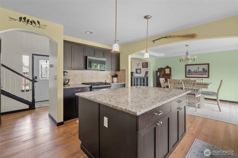 956 Cove View Circle Oak Harbor WA 98277