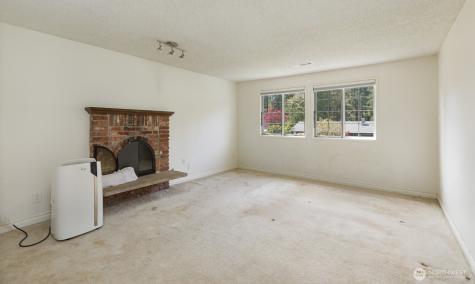 5715 89th Avenue W University Place WA 98467