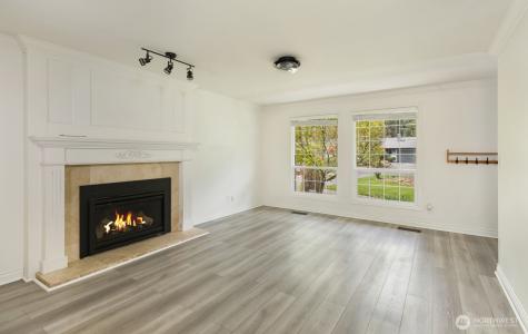 5715 89th Avenue W University Place WA 98467