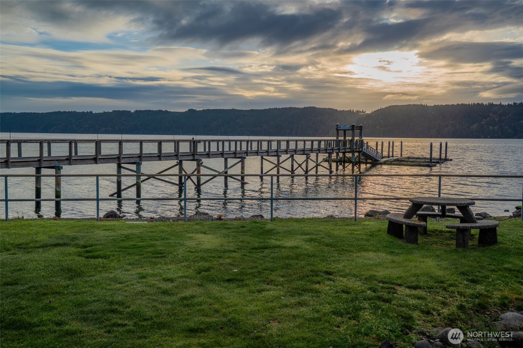 71 & 72 N Beaver Place N Hoodsport WA 98548