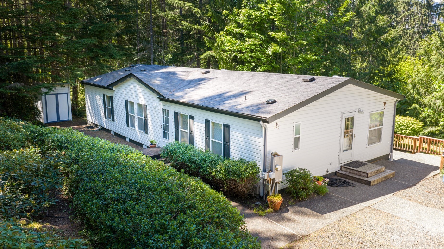 71 & 72 N Beaver Place N Hoodsport WA 98548