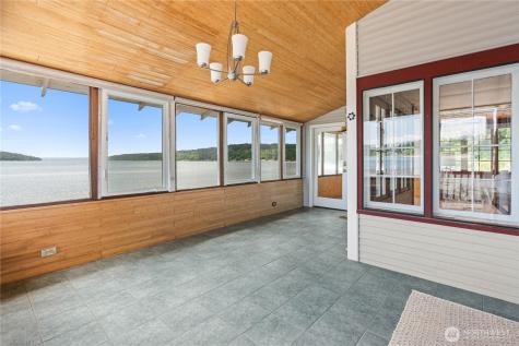 24186 Vashon Highway SW Vashon WA 98070