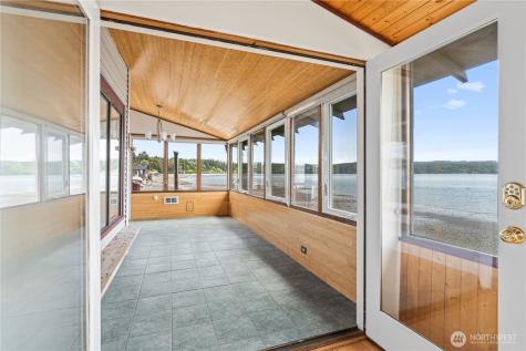 24186 Vashon Highway SW Vashon WA 98070