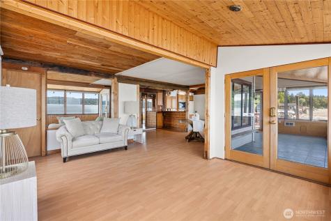 24186 Vashon Highway SW Vashon WA 98070