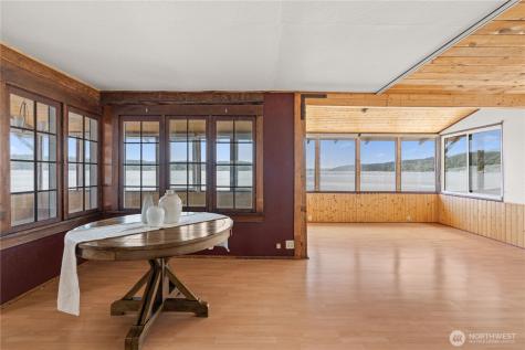 24186 Vashon Highway SW Vashon WA 98070