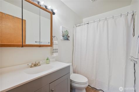 8 Terry Court Longview WA 98632