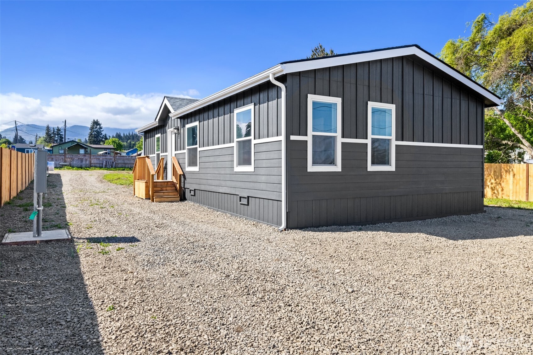 2362 E 5th Avenue Port Angeles WA 98362