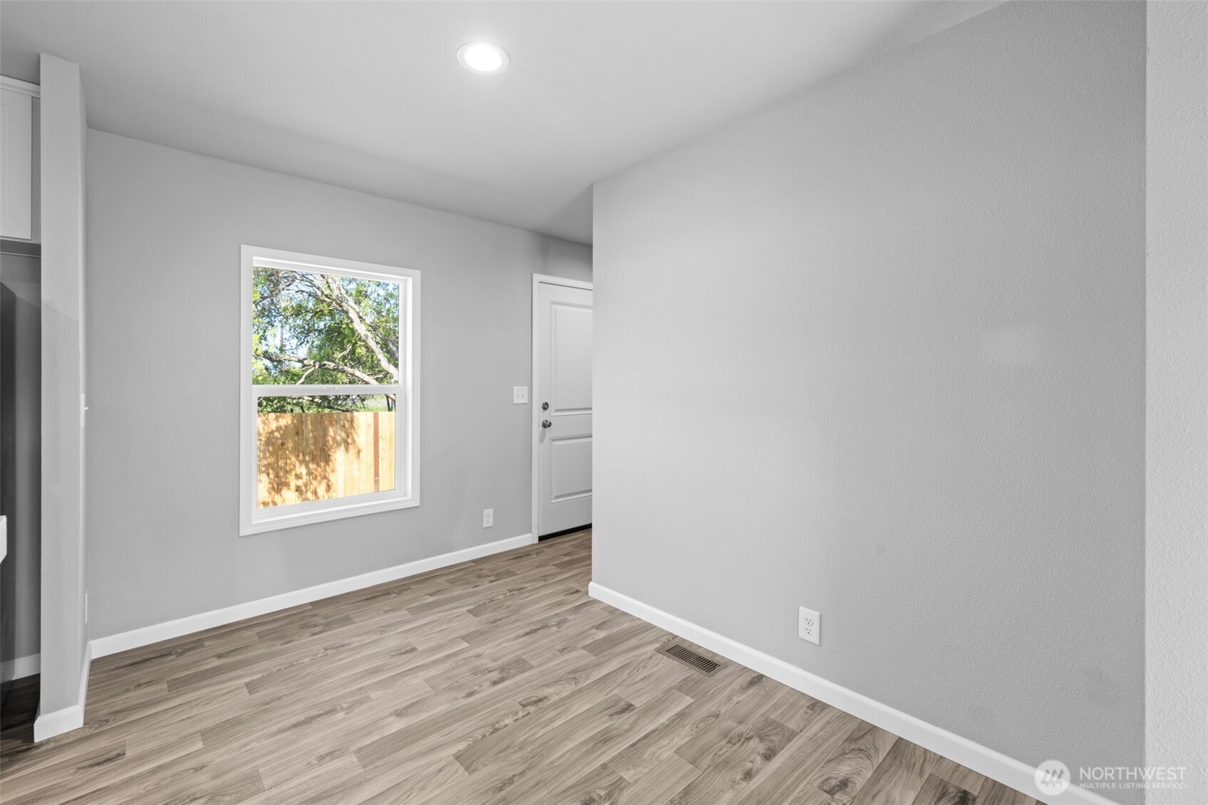 2362 E 5th Avenue Port Angeles WA 98362
