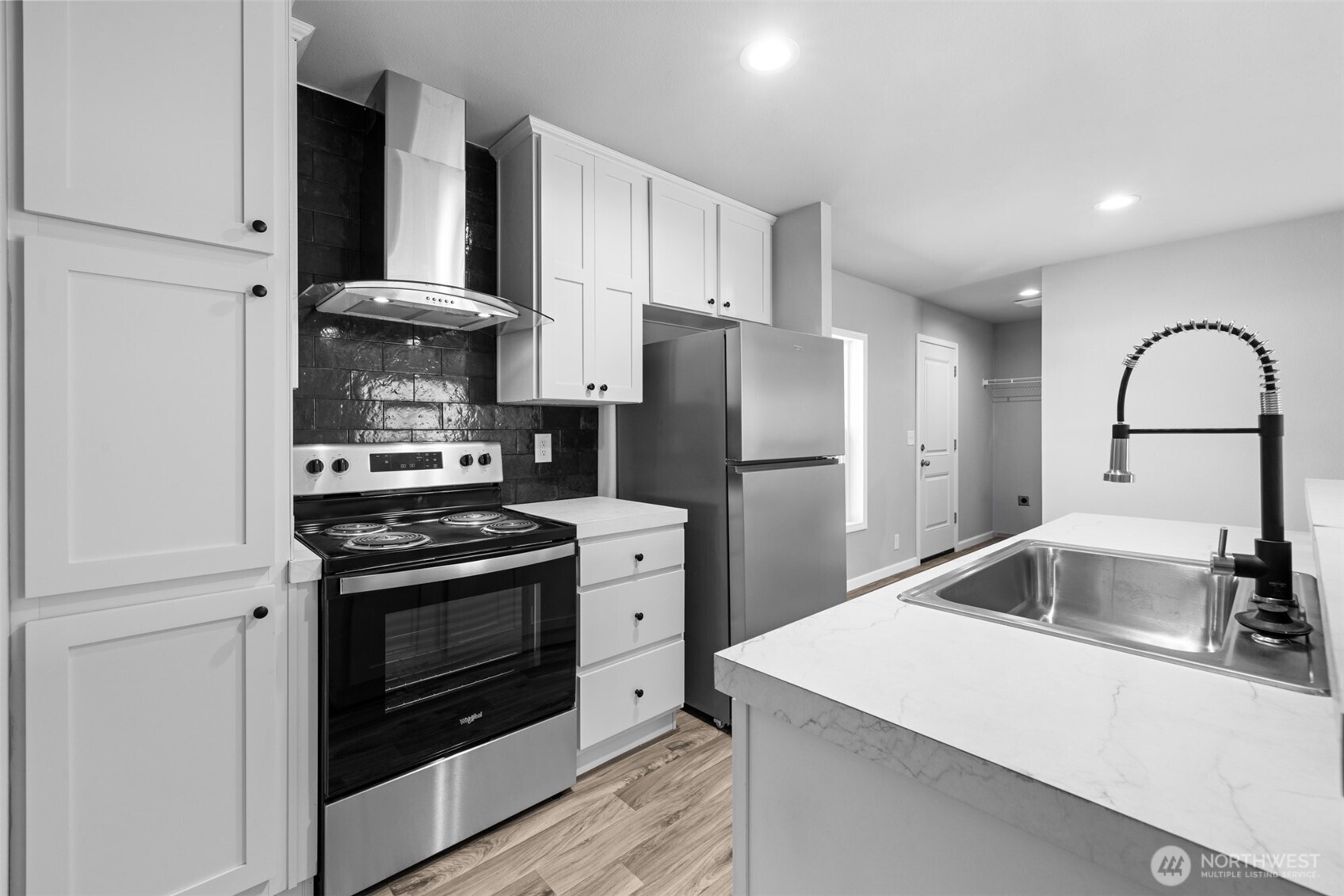 2362 E 5th Avenue Port Angeles WA 98362