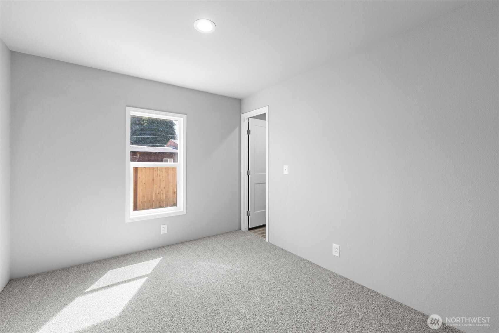 2362 E 5th Avenue Port Angeles WA 98362
