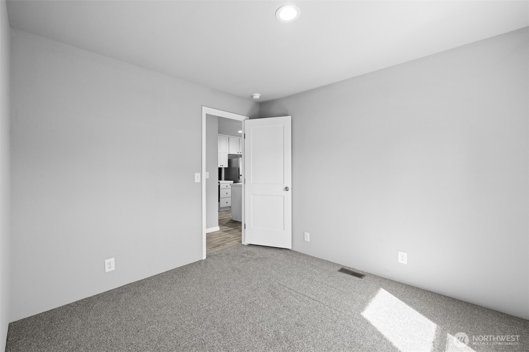 2362 E 5th Avenue Port Angeles WA 98362