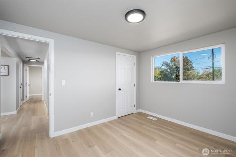 415 N Earl Road Moses Lake WA 98837