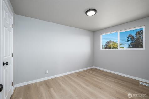 415 N Earl Road Moses Lake WA 98837