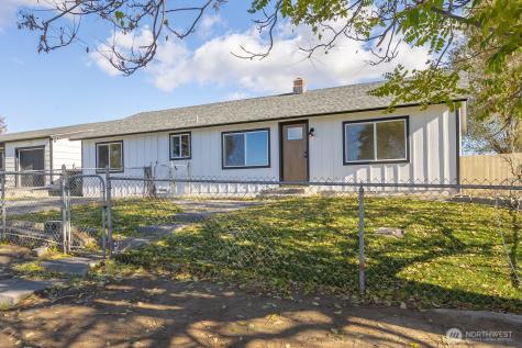 415 N Earl Road Moses Lake WA 98837
