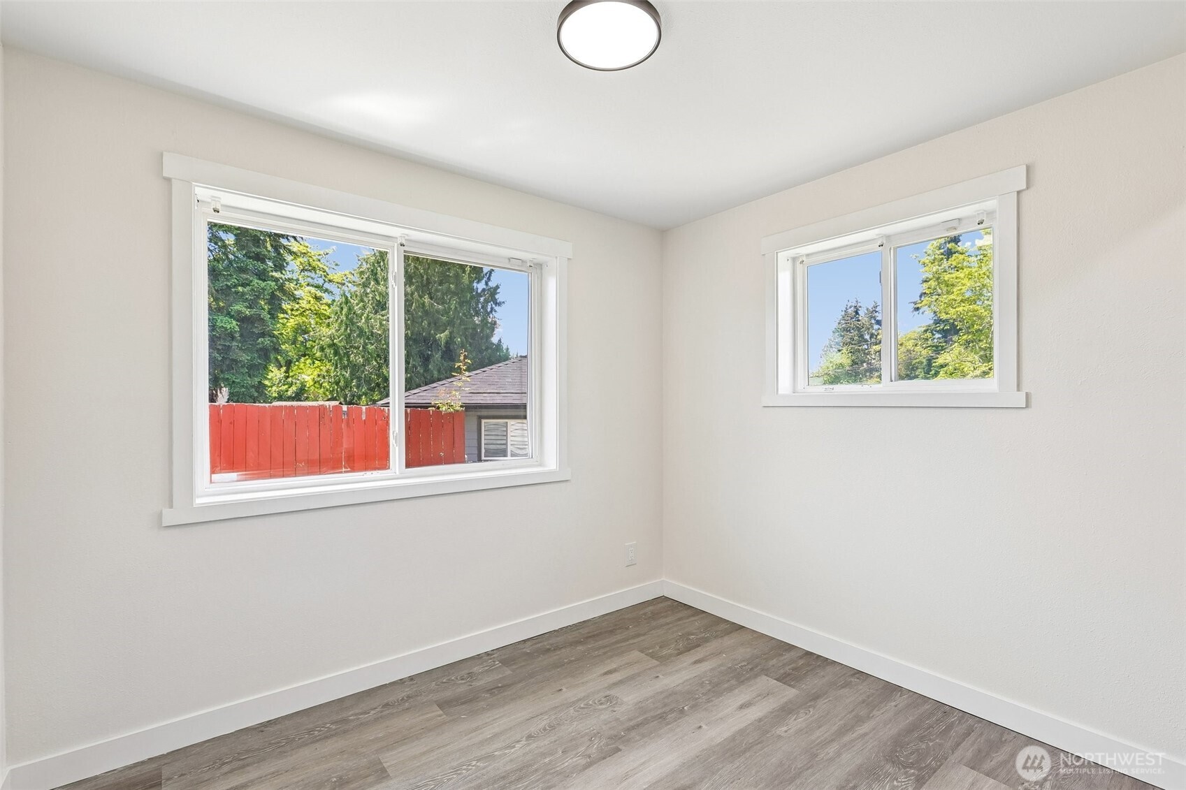 3425 NE 7th Place Renton WA 98056