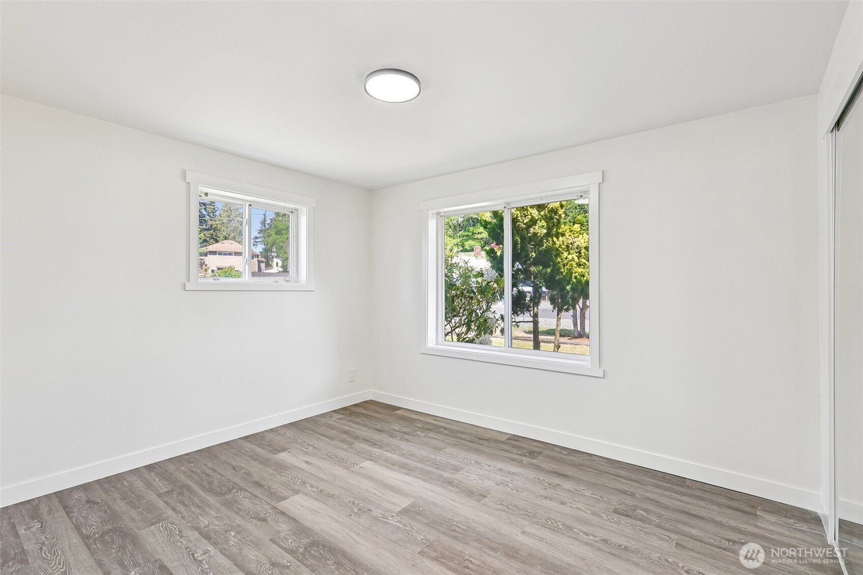 3425 NE 7th Place Renton WA 98056