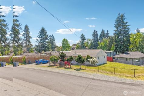 3425 NE 7th Place Renton WA 98056
