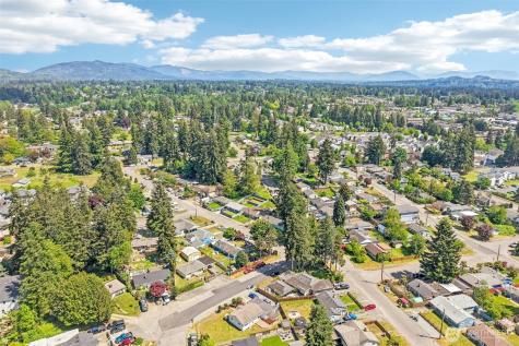 3425 NE 7th Place Renton WA 98056