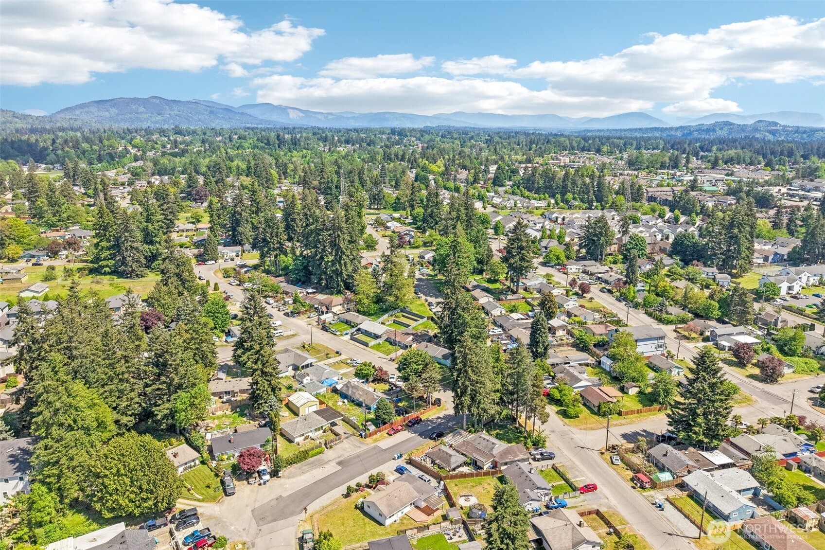 3425 NE 7th Place Renton WA 98056