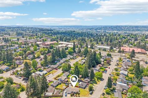 3425 NE 7th Place Renton WA 98056