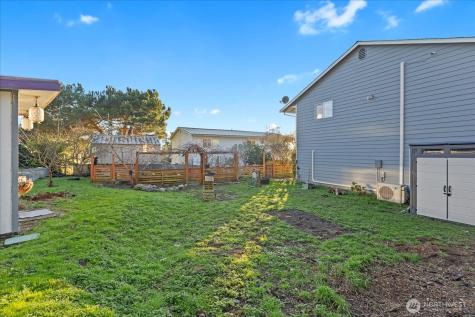 1057 Pinehurst Court Camano Island WA 98282